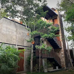 La Casa De Maria 11:11 Chemuyil